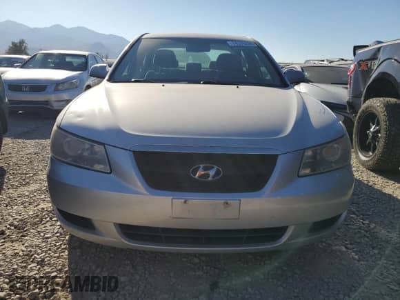 ✅ 2008 Hyundai Sonata GLS • VIN: 5NPET46F68H376782 • Lot: 74576294. Listed on Copart with 117,127 mi miles. Access the free auction sales archive from the USA and view a detailed vehicle history report at DreamBid. Image 5.