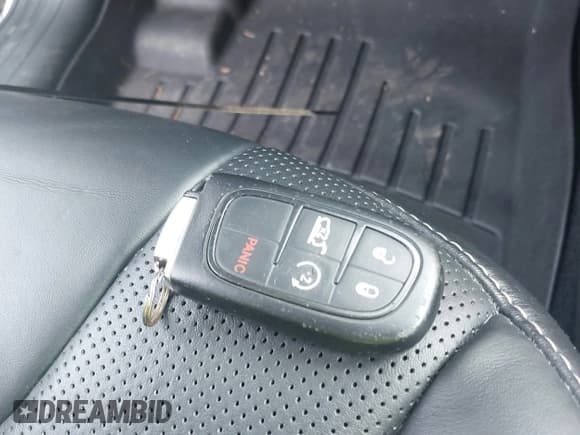 ✅ 2014 Jeep Cherokee Limited • VIN: 1C4PJMDS9EW246970 • Lot: 42439979. Listed on IAAI with 220,384 mi. Free auction sales archive from the USA and detailed vehicle history report at DreamBid. Image 11.