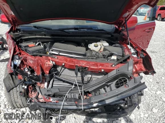 ✅ 2024 Chevrolet Tahoe High Country • VIN: 1GNSKTKL9RR407150 • Лот: 85525995. Опубликован ранее на Copart с пробегом 14 308 миль. Бесплатный доступ к архиву аукционных продаж из США и подробный отчёт об истории автомобиля на DreamBid. Изображение 12.