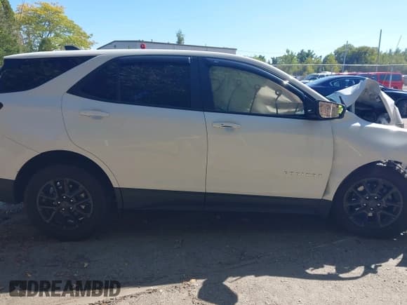 ✅ 2022 Chevrolet Equinox LS • VIN: 3GNAXSEV7NS174008 • Lot: 43265068. Listed on IAAI with 37,417 mi. Free auction sales archive from the USA and detailed vehicle history report at DreamBid. Image 14.