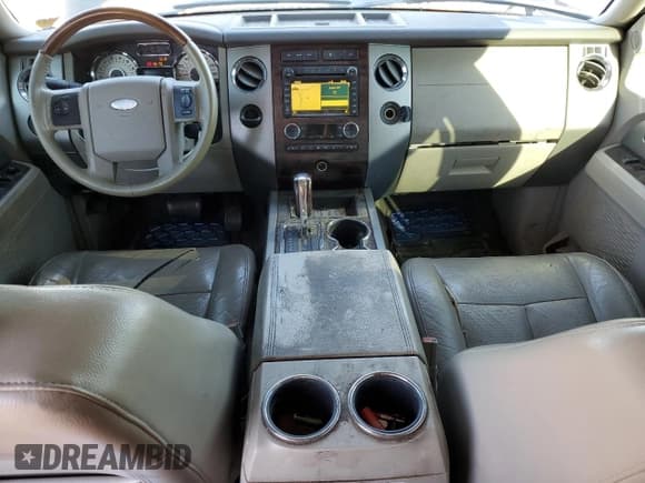 ✅ 2009 Ford Expedition Max Limited • VIN: 1FMFK19509LA00239 • Лот: 94111205. Опубликован ранее на Copart с пробегом 206 439 миль. Бесплатный доступ к архиву аукционных продаж из США и подробный отчёт об истории автомобиля на DreamBid. Изображение 8.