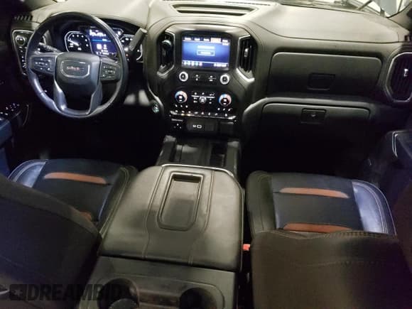 ✅ 2020 GMC Sierra 1500 • VIN: DPSMN181385 • Лот: 51716844. Опубликован ранее на Copart с пробегом 33 835 миль. Бесплатный доступ к архиву аукционных продаж из США и подробный отчёт об истории автомобиля на DreamBid. Изображение 8.