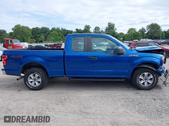 ✅ 2018 Ford F-150 XL • VIN: 1FTEX1EB5JFA84395 • Lot: 43022212. Wystawiony na IAAI z przebiegiem 96 852 mil. Bezpłatny archiwum sprzedaży aukcyjnych z USA i szczegółowy raport historii pojazdu na DreamBid. Zdjęcie 13.