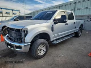 ✅ 2018 Ford F-250 King Ranch • VIN: 1FT7W2BT6JED00453 • Lot: 92424685. Wystawiony na Copart z przebiegiem 61 614 mil. Bezpłatny archiwum sprzedaży aukcyjnych z USA i szczegółowy raport historii pojazdu na DreamBid. Zdjęcie 1.