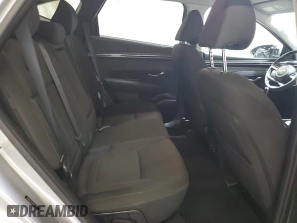 ✅ 2024 Hyundai Tucson SEL • VIN: 5NMJB3DE7RH298226 • Lot: 81321654. Wystawiony na Copart z przebiegiem 24 005 mil. Bezpłatny archiwum sprzedaży aukcyjnych z USA i szczegółowy raport historii pojazdu na DreamBid. Zdjęcie 11.