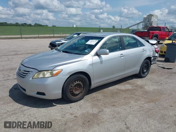 ✅ 2009 Toyota Camry • VIN: 4T1BE46K89U332828 • Lot: 42807671. Wystawiony na IAAI z przebiegiem 132 144 mil. Bezpłatny archiwum sprzedaży aukcyjnych z USA i szczegółowy raport historii pojazdu na DreamBid. Zdjęcie 2.