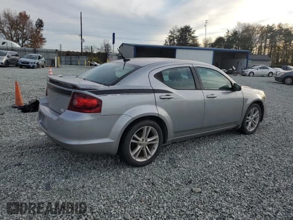 ✅ 2014 Dodge Avenger SE • VIN: 1C3CDZABXEN160777 • Lot: 80303074. Wystawiony na Copart z przebiegiem Nie podano. Bezpłatny archiwum sprzedaży aukcyjnych z USA i szczegółowy raport historii pojazdu na DreamBid. Zdjęcie 3.