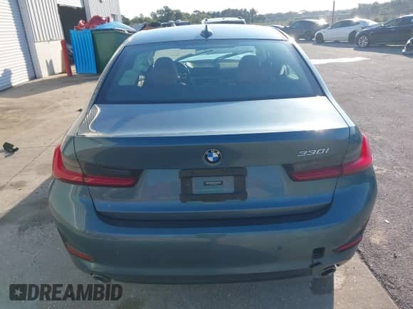 2021 BMW 3 Series 330i с VIN 3MW5R1J06M8B87978, выставлен на аукционе IAAI как лот 42752044 с пробегом 41 707 миль миль и . История ставок и продаж доступна на DreamBid. Изображение 16.