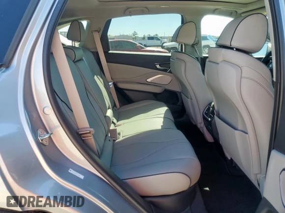 ✅ 2019 Acura RDX Advance • VIN: 5J8TC2H70KL012301 • Lot: 90827545. Wystawiony na Copart z przebiegiem 31 611 mil. Bezpłatny archiwum sprzedaży aukcyjnych z USA i szczegółowy raport historii pojazdu na DreamBid. Zdjęcie 11.