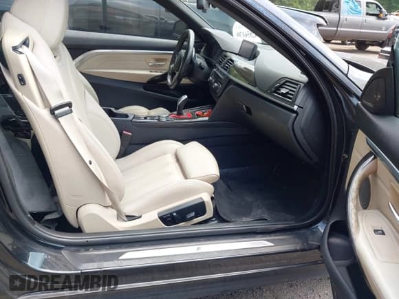 ✅ 2015 BMW 4 Series 435i xDrive • VIN: WBA3T7C51F5A36571 • Lot: 42856139. Listed on IAAI with 138,674 mi. Free auction sales archive from the USA and detailed vehicle history report at DreamBid. Image 5.