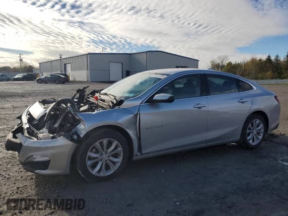 ✅ 2022 Chevrolet Malibu LT • VIN: 1G1ZD5ST1NF139552 • Lot: 82667285. Wystawiony na Copart z przebiegiem Nie podano mil. Skorzystaj z bezpłatnego archiwum sprzedaży aukcyjnych z USA i zobacz szczegółowy raport historii pojazdu na DreamBid. Zdjęcie 1.