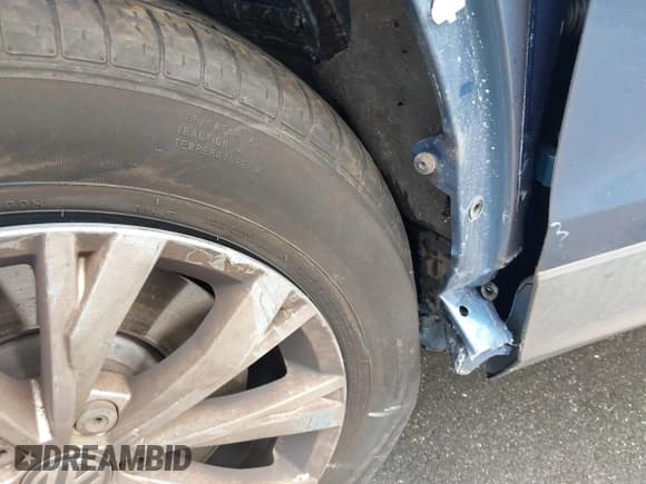 ✅ 2019 Volkswagen Tiguan S • VIN: 3VV1B7AX0KM101611 • Лот: 43372465. Опубликован ранее на IAAI с пробегом 63 802 миль. Бесплатный доступ к архиву аукционных продаж из США и подробный отчёт об истории автомобиля на DreamBid. Изображение 21.