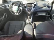 ✅ 2013 Hyundai Veloster w/Black Int • VIN: KMHTC6ADXDU134145 • Lot: 79309284. Wystawiony na Copart z przebiegiem 84 913 mil. Bezpłatny archiwum sprzedaży aukcyjnych z USA i szczegółowy raport historii pojazdu na DreamBid. Zdjęcie 8.