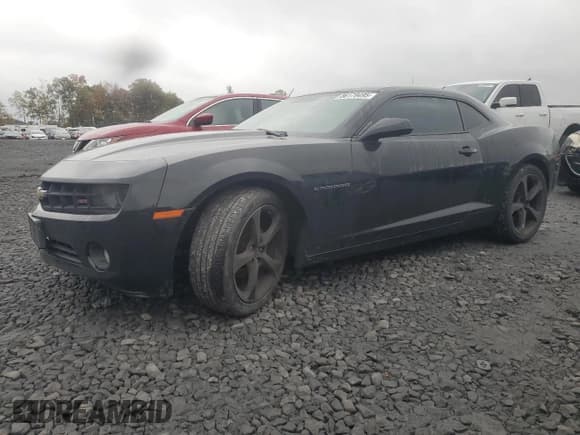 ✅ 2013 Chevrolet Camaro LT • VIN: 2G1FC1E34D9207389 • Lot: 86179495. Wystawiony na Copart z przebiegiem 118 600 mil. Bezpłatny archiwum sprzedaży aukcyjnych z USA i szczegółowy raport historii pojazdu na DreamBid. Zdjęcie 1.