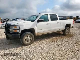 2015 Chevrolet Silverado 2500HD LT with VIN 1GC1KVEG5FF581633, listed as a Copart auction lot 67466015 with 195,449 mi miles and Salvage title. Bid and sale history available at DreamBid. Image 1.