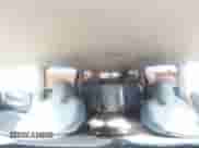 2016 Chevrolet Traverse LS z VIN 1GNKRFED3GJ304836, wystawiony jako Copart lot #86156595 z przebiegiem 95 570 mil mil oraz Czysty tytuł • Clean title. Historia ofert i sprzedaży dostępna na DreamBid. Obrazek 15.