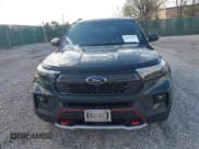 ✅ 2021 Ford Explorer Timberline • VIN: 1FMSK8JH3MGC10350 • Lot: 41882541. Wystawiony na IAAI z przebiegiem 52 127 mil. Bezpłatny archiwum sprzedaży aukcyjnych z USA i szczegółowy raport historii pojazdu na DreamBid. Zdjęcie 12.