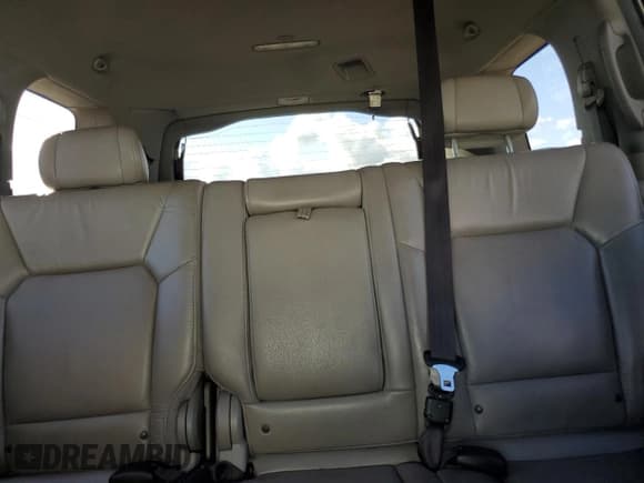 ✅ 2011 Honda Pilot EX-L • VIN: 5FNYF3H57BB058422 • Лот: 93153555. Опубликован ранее на Copart с пробегом 185 008 миль. Бесплатный доступ к архиву аукционных продаж из США и подробный отчёт об истории автомобиля на DreamBid. Изображение 10.