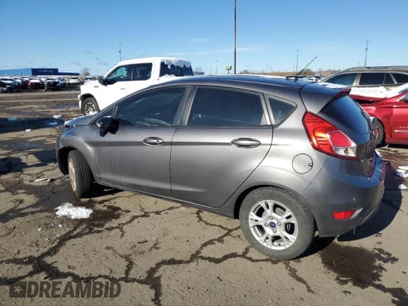 ✅ 2014 Ford Fiesta SE • VIN: 3FADP4EJ8EM221264 • Лот: 91219605. Опубликован ранее на Copart с пробегом 189 631 миль. Бесплатный доступ к архиву аукционных продаж из США и подробный отчёт об истории автомобиля на DreamBid. Изображение 2.