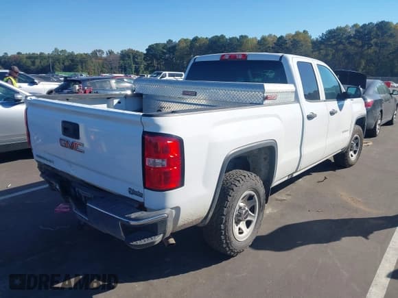 ✅ 2019 GMC Sierra 1500 • VIN: 2GTV2LECXK1161547 • Лот: 43499991. Опубликован ранее на IAAI с пробегом 159 248 миль. Бесплатный доступ к архиву аукционных продаж из США и подробный отчёт об истории автомобиля на DreamBid. Изображение 4.