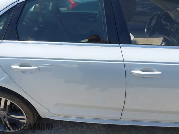 ✅ 2018 Audi A4 Premium Plus • VIN: WAULMAF45JA188122 • Lot: 42007193. Listed on IAAI with 56,973 mi. Free auction sales archive from the USA and detailed vehicle history report at DreamBid. Image 13.