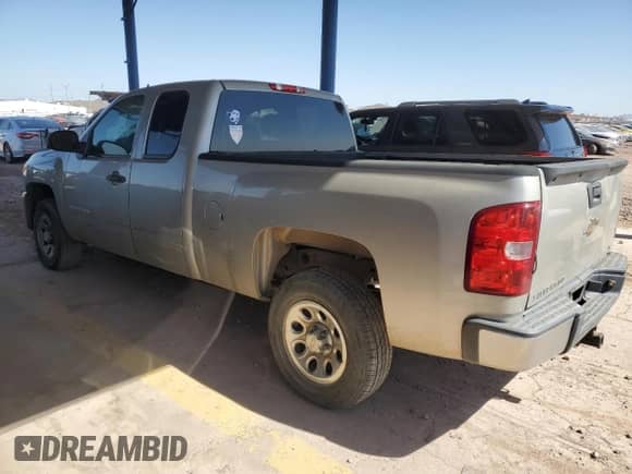 2009 Chevrolet Silverado 1500 LT z VIN 1GCEC29C89Z229203, wystawiony jako Copart lot #47393705 z przebiegiem 283 418 mil mil oraz Czysty tytuł • Clean title. Historia ofert i sprzedaży dostępna na DreamBid. Obrazek 2.