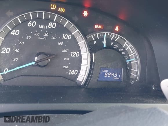 ✅ 2014 Toyota Camry SE • VIN: 4T1BF1FK6EU429404 • Lot: 43536209. Wystawiony na IAAI z przebiegiem 89 431 mil. Bezpłatny archiwum sprzedaży aukcyjnych z USA i szczegółowy raport historii pojazdu na DreamBid. Zdjęcie 15.