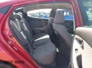 ✅ 2015 Hyundai Elantra SE • VIN: KMHDH4AE5FU277770 • Lot: 42845906. Wystawiony na IAAI z przebiegiem 100 219 mil. Bezpłatny archiwum sprzedaży aukcyjnych z USA i szczegółowy raport historii pojazdu na DreamBid. Zdjęcie 8.