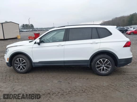 ✅ 2021 Volkswagen Tiguan S • VIN: 3VV1B7AX0MM029375 • Лот: 43877067. Опубликован ранее на IAAI с пробегом 17 258 миль. Бесплатный доступ к архиву аукционных продаж из США и подробный отчёт об истории автомобиля на DreamBid. Изображение 14.