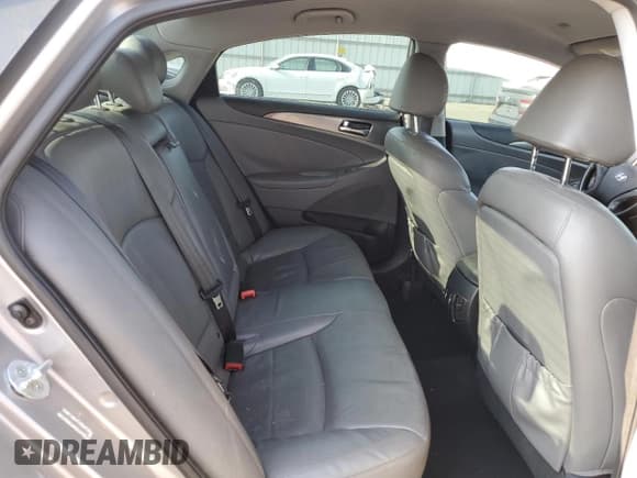 ✅ 2013 Hyundai Sonata Limited • VIN: KMHEC4A40DA091661 • Lot: 65062364. Listed on Copart with 142,275 mi. Free auction sales archive from the USA and detailed vehicle history report at DreamBid. Image 10.
