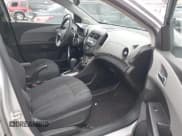 ✅ 2014 Chevrolet Sonic LT • VIN: 1G1JC5SH5E4170875 • Лот: 42367419. Опубликован ранее на IAAI с пробегом 152 289 миль. Бесплатный доступ к архиву аукционных продаж из США и подробный отчёт об истории автомобиля на DreamBid. Изображение 5.