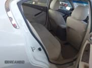 ✅ 2012 Nissan Altima S • VIN: 1N4AL2AP5CN405626 • Lot: 43571111. Wystawiony na IAAI z przebiegiem Nie podano. Bezpłatny archiwum sprzedaży aukcyjnych z USA i szczegółowy raport historii pojazdu na DreamBid. Zdjęcie 8.