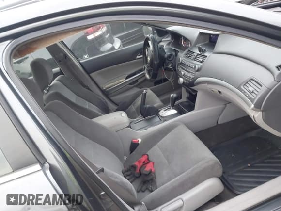 ✅ 2008 Honda Accord EX • VIN: 1HGCP26728A156458 • Lot: 43623600. Wystawiony na IAAI z przebiegiem 208 911 mil. Bezpłatny archiwum sprzedaży aukcyjnych z USA i szczegółowy raport historii pojazdu na DreamBid. Zdjęcie 5.