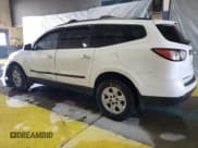 ✅ 2017 Chevrolet Traverse LS • VIN: 1GNKVFED6HJ221270 • Lot: 64547384. Wystawiony na Copart z przebiegiem Nie podano. Bezpłatny archiwum sprzedaży aukcyjnych z USA i szczegółowy raport historii pojazdu na DreamBid. Zdjęcie 2.
