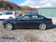 ✅ 2013 BMW 5 Series 535i xDrive • VIN: WBAFU7C51DDU71651 • Lot: 43661539. Wystawiony na IAAI z przebiegiem 55 558 mil. Bezpłatny archiwum sprzedaży aukcyjnych z USA i szczegółowy raport historii pojazdu na DreamBid. Zdjęcie 15.
