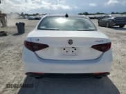 ✅ 2020 Alfa Romeo Giulia Ti Sport • VIN: ZARFANBN4L7633583 • Лот: 67151925. Опубликован ранее на Copart с пробегом 31 984 миль. Бесплатный доступ к архиву аукционных продаж из США и подробный отчёт об истории автомобиля на DreamBid. Изображение 6.