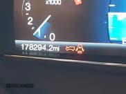 ✅ 2017 Ford Explorer XLT • VIN: 1FM5K7DH9HGC17523 • Lot: 42930672. Listed on IAAI with 178,294 mi. Free auction sales archive from the USA and detailed vehicle history report at DreamBid. Image 15.