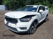 ✅ 2019 Volvo XC40 Momentum • VIN: YV4162XZXK2018433 • Lot: 42596710. Listed on IAAI with 93,955 mi. Free auction sales archive from the USA and detailed vehicle history report at DreamBid. Image 6.