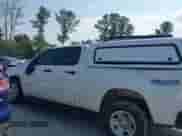 2019 Ram 1500 Tradesman z VIN 1C6SRFCT8KN601628, wystawiony jako IAAI lot #43016581 z przebiegiem Nie podano mil oraz . Historia ofert i sprzedaży dostępna na DreamBid. Obrazek 13.