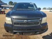 ✅ 2010 Chevrolet Suburban LS • VIN: 1GNUCHE05AR199633 • Lot: 82591025. Listed on Copart with 300,472 mi. Free auction sales archive from the USA and detailed vehicle history report at DreamBid. Image 5.