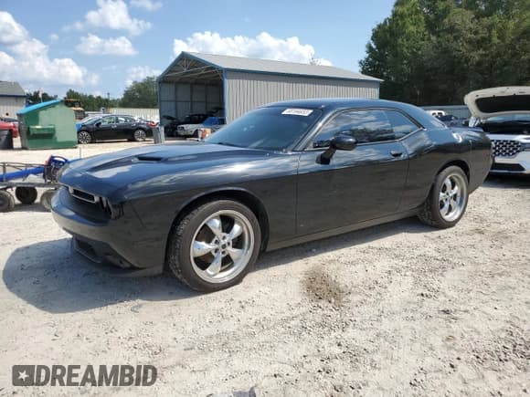 ✅ 2018 Dodge Challenger SXT Plus • VIN: 2C3CDZAGXJH229594 • Lot: 68194653. Wystawiony na Copart z przebiegiem 97 768 mil. Bezpłatny archiwum sprzedaży aukcyjnych z USA i szczegółowy raport historii pojazdu na DreamBid. Zdjęcie 1.