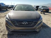 ✅ 2017 Hyundai Sonata Limited • VIN: 5NPE34AF1HH484685 • Lot: 89833165. Wystawiony na Copart z przebiegiem 84 338 mil. Bezpłatny archiwum sprzedaży aukcyjnych z USA i szczegółowy raport historii pojazdu na DreamBid. Zdjęcie 5.