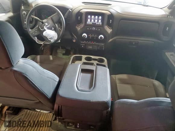 ✅ 2024 GMC Sierra 1500 Pro • VIN: 1GTUUAED9RZ117835 • Lot: 71036525. Listed on Copart with 31,482 mi. Free auction sales archive from the USA and detailed vehicle history report at DreamBid. Image 8.