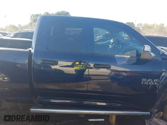 2013 Ram 1500 Express с VIN 1C6RR6FTXDS617442, выставлен на аукционе IAAI как лот 43209620 с пробегом 196 554 миль миль и . История ставок и продаж доступна на DreamBid. Изображение 13.