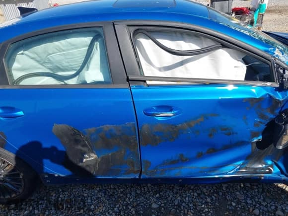 ✅ 2023 Kia Forte GT-Line • VIN: 3KPF54AD2PE609760 • Lot: 43400907. Wystawiony na IAAI z przebiegiem 111 116 mil. Bezpłatny archiwum sprzedaży aukcyjnych z USA i szczegółowy raport historii pojazdu na DreamBid. Zdjęcie 13.