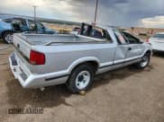 ✅ 1994 Chevrolet S-10 LS • VIN: 1GCCS19Z2R8154903 • Lot: 71016485. Wystawiony na Copart z przebiegiem 56 478 mil. Bezpłatny archiwum sprzedaży aukcyjnych z USA i szczegółowy raport historii pojazdu na DreamBid. Zdjęcie 3.