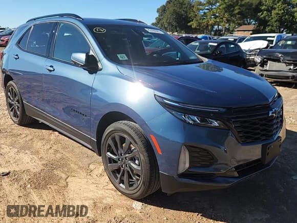 ✅ 2024 Chevrolet Equinox RS • VIN: 3GNAXMEG4RL153839 • Lot: 82499565. Wystawiony na Copart z przebiegiem 30 124 mil. Bezpłatny archiwum sprzedaży aukcyjnych z USA i szczegółowy raport historii pojazdu na DreamBid. Zdjęcie 14.