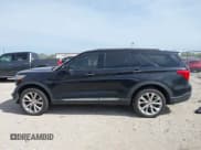 ✅ 2021 Ford Explorer Platinum • VIN: 1FM5K8HC7MGC28101 • Lot: 42126938. Wystawiony na IAAI z przebiegiem 20 257 mil. Bezpłatny archiwum sprzedaży aukcyjnych z USA i szczegółowy raport historii pojazdu na DreamBid. Zdjęcie 15.