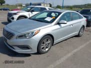 ✅ 2015 Hyundai Sonata SE • VIN: 5NPE24AF4FH100186 • Лот: 43355805. Опубликован ранее на IAAI с пробегом 118 164 миль. Бесплатный доступ к архиву аукционных продаж из США и подробный отчёт об истории автомобиля на DreamBid. Изображение 2.