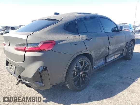 ✅ 2023 BMW X4 M40i • VIN: 5UX43DT05P9P82134 • Лот: 82678605. Опубликован ранее на Copart с пробегом 16 752 миль. Бесплатный доступ к архиву аукционных продаж из США и подробный отчёт об истории автомобиля на DreamBid. Изображение 3.